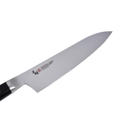 Mcusta HKB3004M - Classic Molybdenum Gyuto 18cm